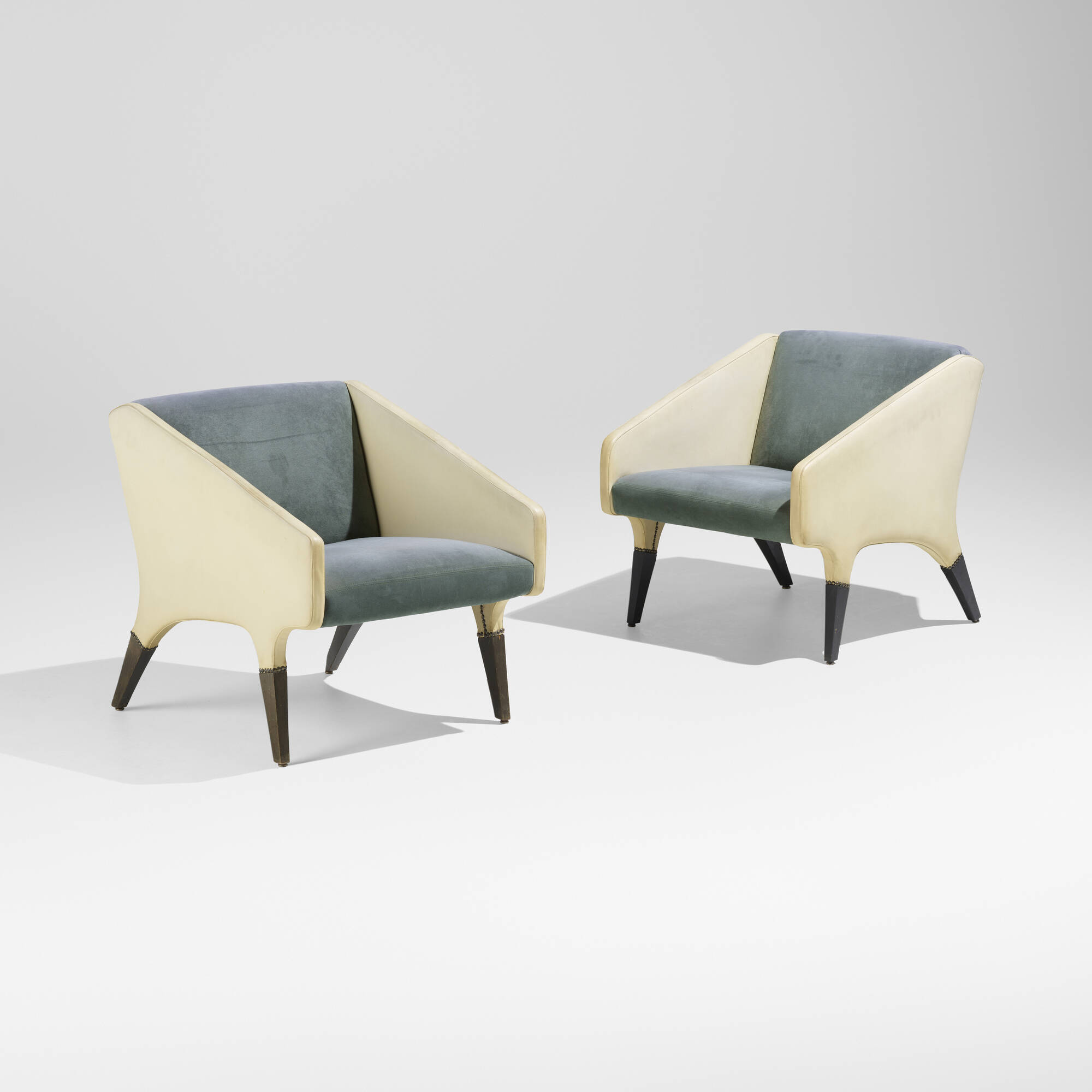 110 GIO PONTI Lounge chairs from the Parco dei Principi Rome pair Living Contemporary 13 July 2023 Auctions Rago Auctions