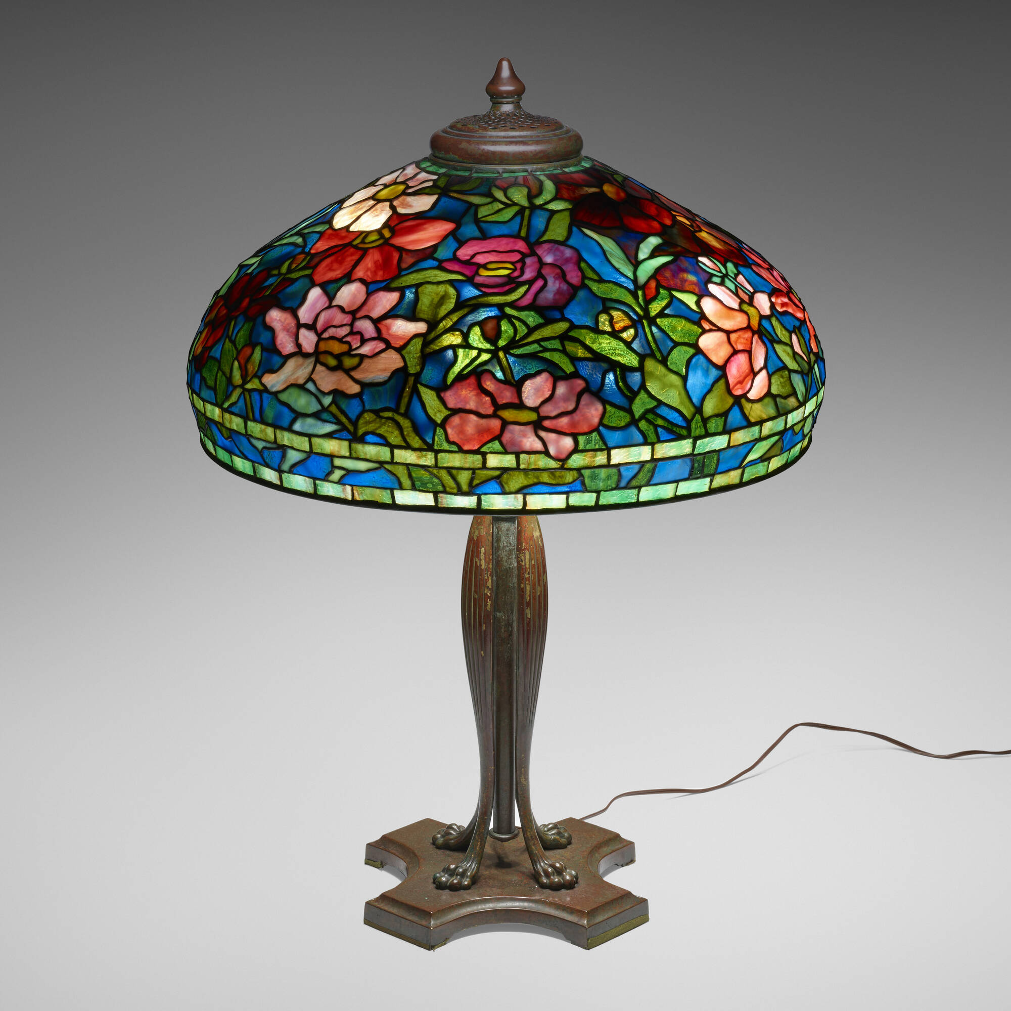 119 TIFFANY STUDIOS Peony table lamp Art Nouveau Art Deco Glass Lighting 11 July 2024 Auctions Rago Auctions