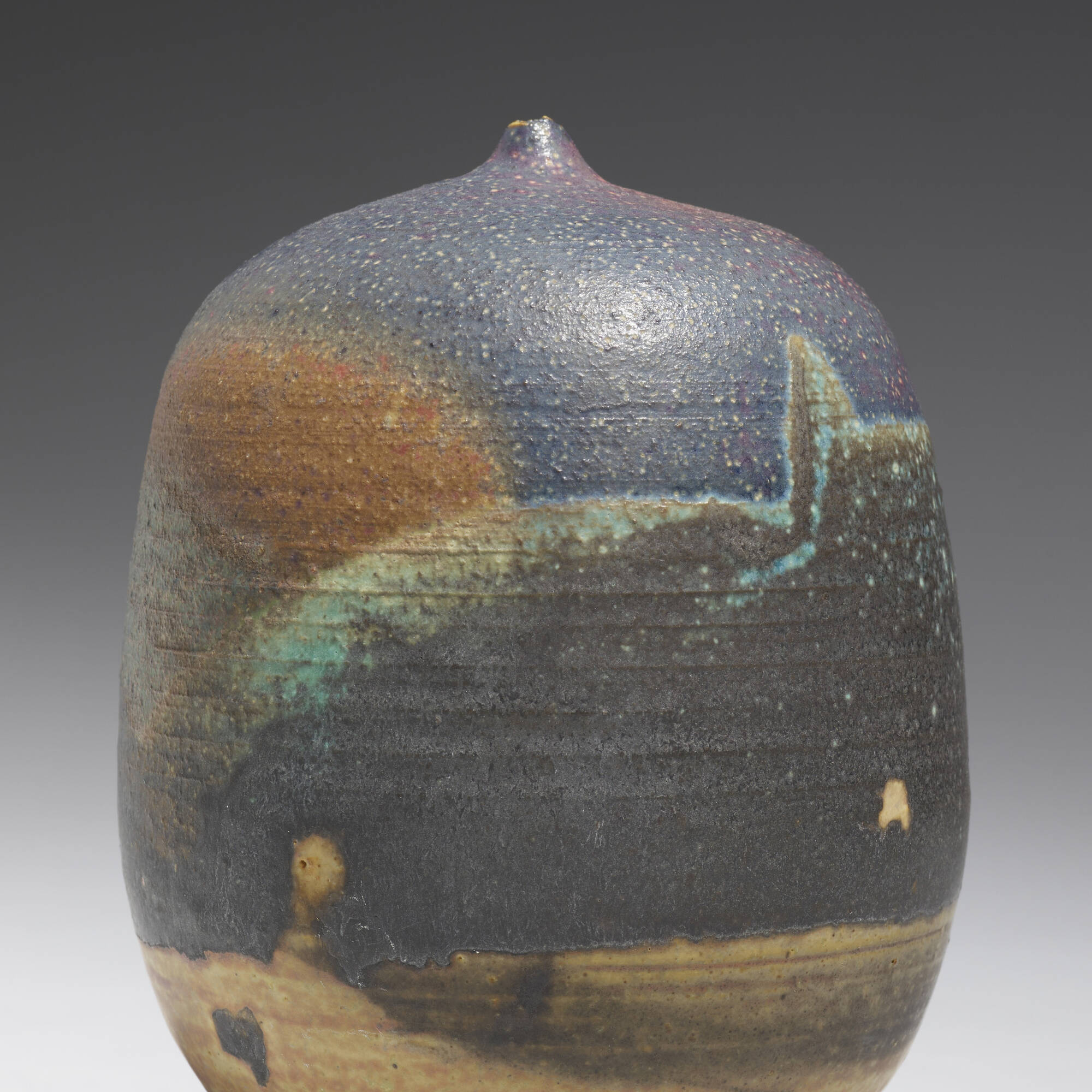 An outstanding Cizhou black-glazed sgraffiato 'peony' vase
