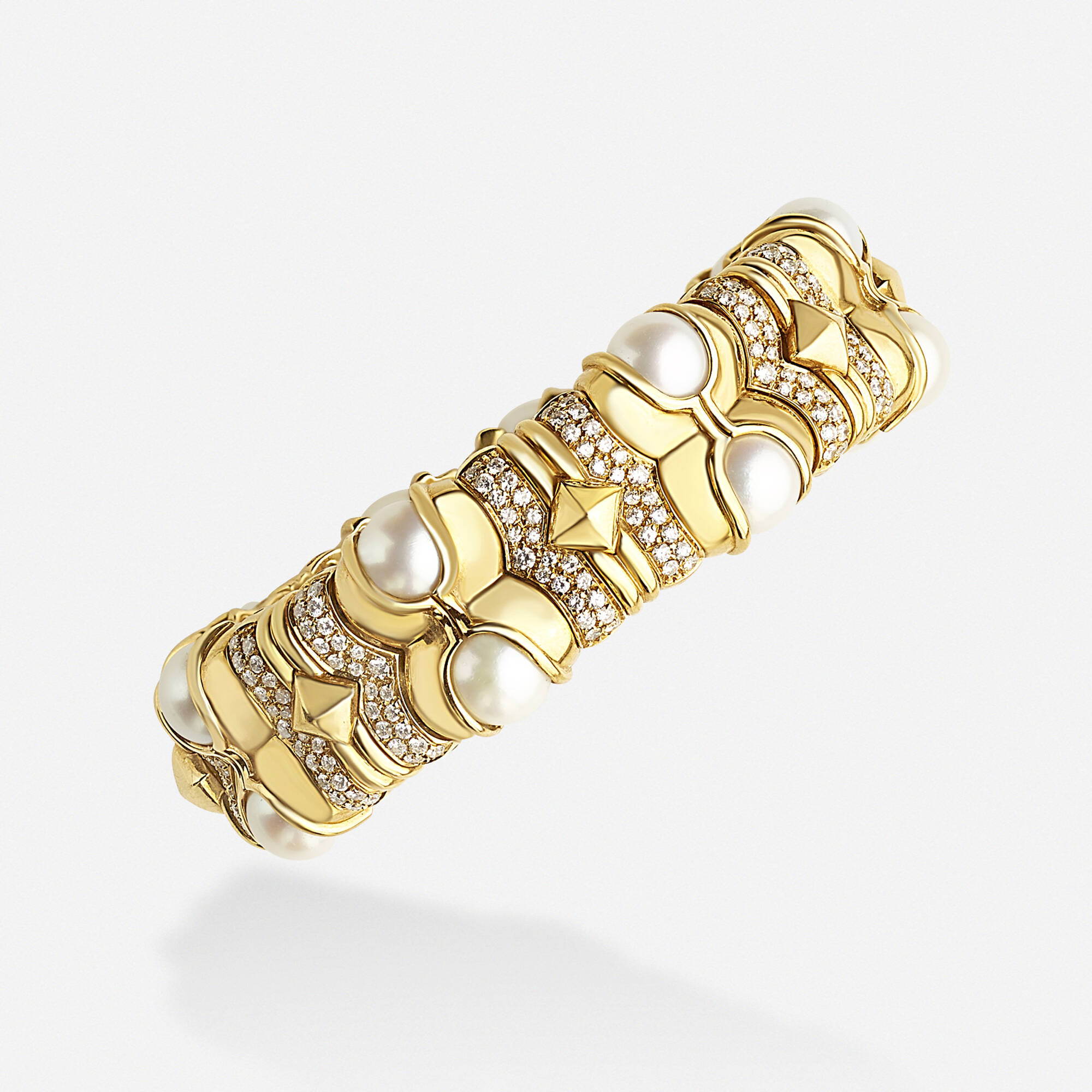 150: BULGARI, 'Doppio Boules' cultured pearl, diamond, and gold bracelet <  Jewels XOXO, 3 February 2021 < Auctions | Rago Auctions
